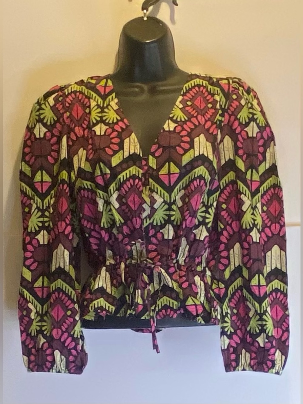 Olivia James the label Printed Top in Black, Pink & Lime💕💚